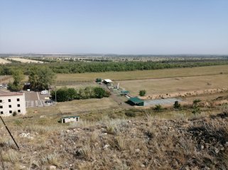 da135989-42d4-4128-8639-fb4cfec0f62c