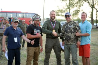 2021-08-01_19-01-26_D3S_3188